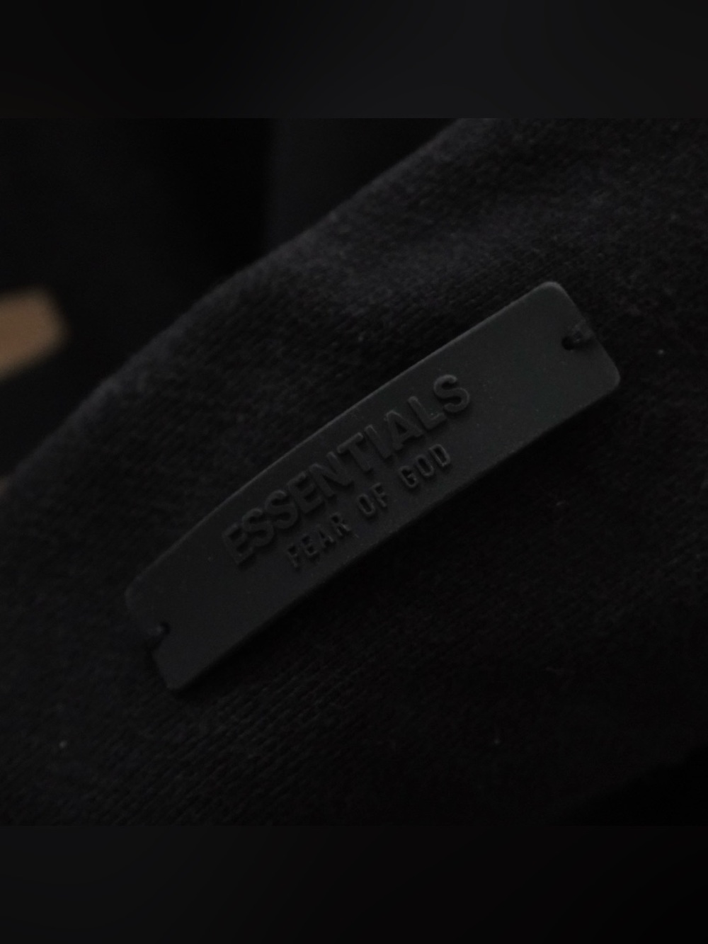 Men Sweater Subcategory Classification - Picture 4 of 4